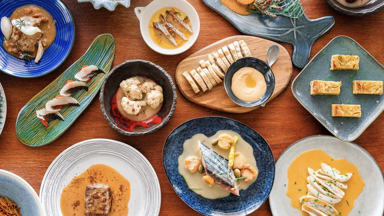 Condé Nast Traveler