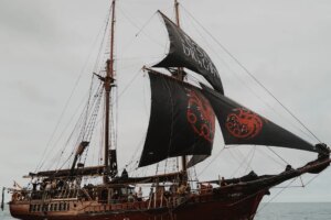 « La Maison du Dragon » accoste à Euskadi