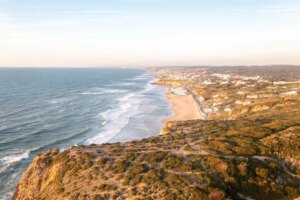 Colares : le Portugal, un (grand) vin, une piscine au sel et beaucoup de mer