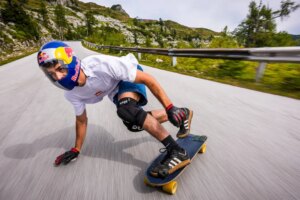 Le tour du monde avec Diego Poncelet et son skateboard
