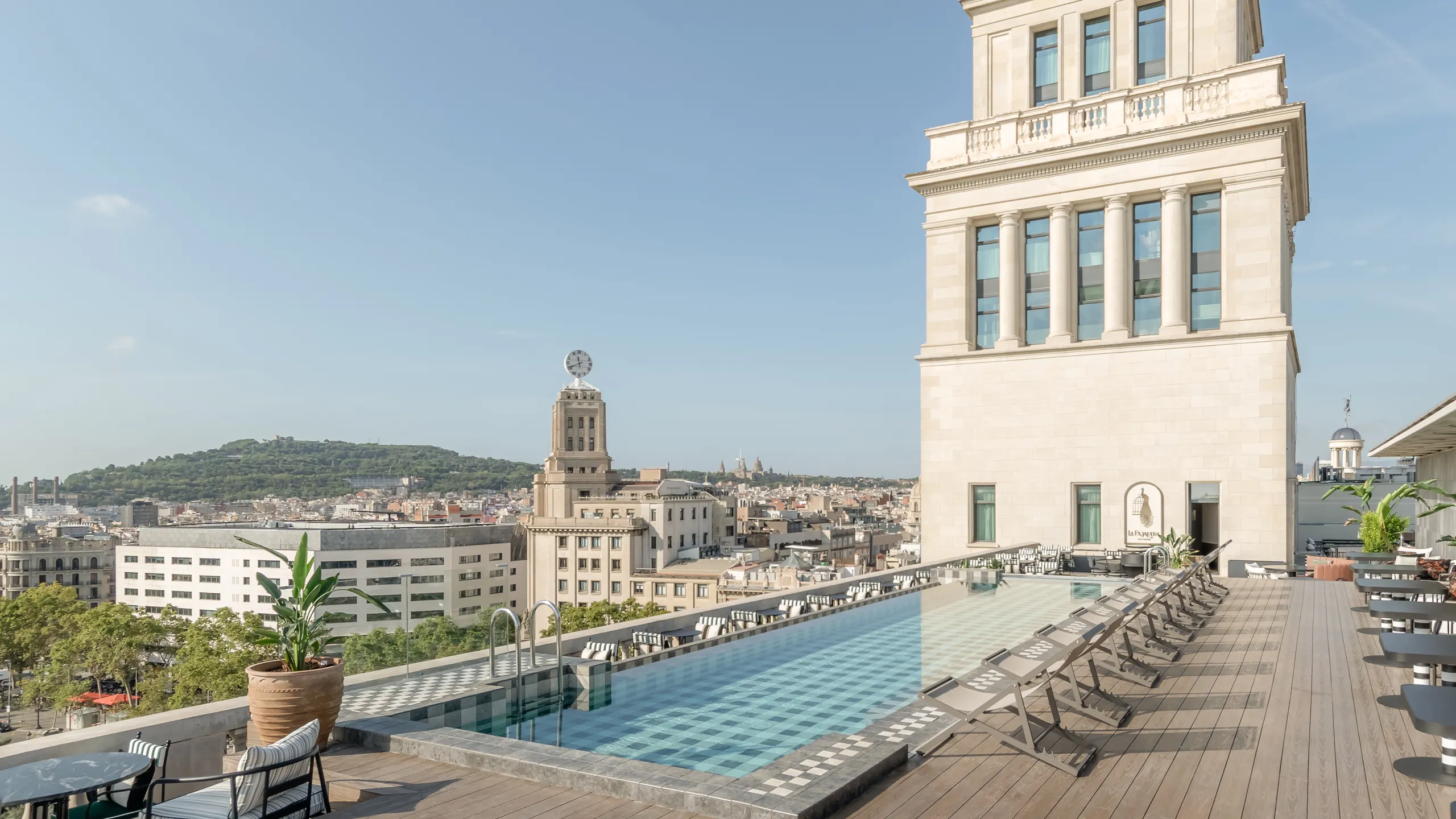First In: BLESS Barcelona, ​​​​un séjour de grande classe