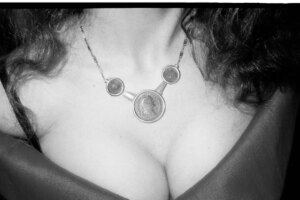 Dentelle à l&rsquo;aube : un hommage à Séville et son influence sur la mode et l&rsquo;art
