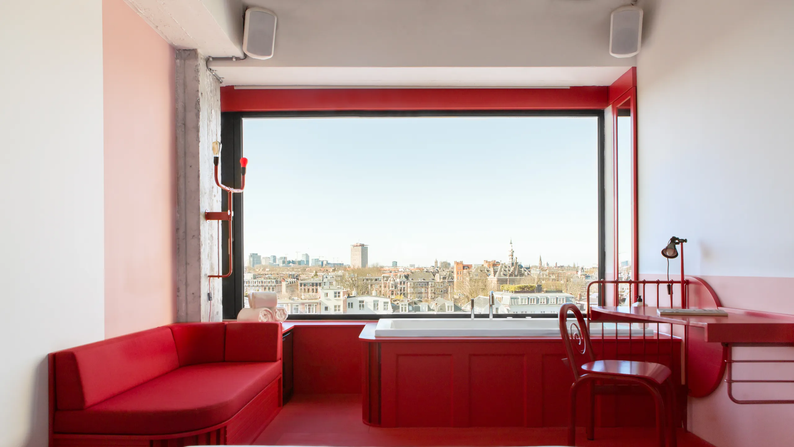 Volkshotel, l'hébergement le plus agité d'Amsterdam