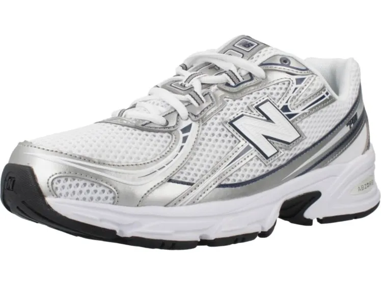 Baskets New Balance 740, disponibles sur Amazon