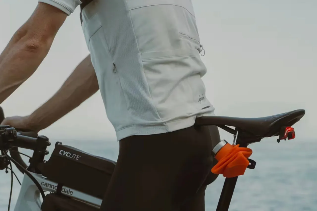 Bouteille pliable, ou votre meilleure alliée lorsque vous manquez de place