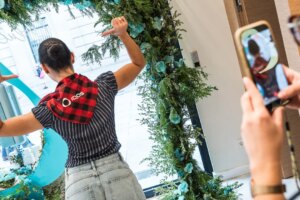 IQOS célèbre l&rsquo;ouverture de sa nouvelle boutique 2.0 à Saragosse avec une touche d&rsquo;art