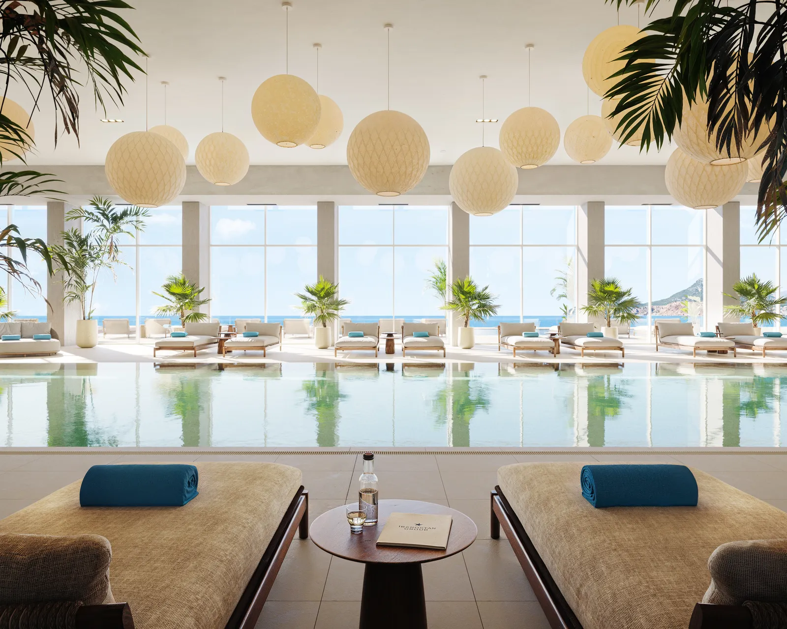 Piscine intérieure